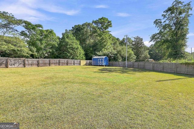 13 Lassetter Road, Sharpsburg, GA 30277