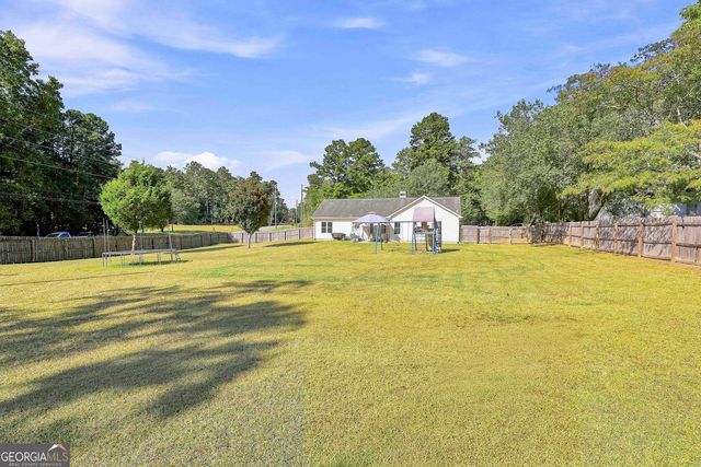 13 Lassetter Road, Sharpsburg, GA 30277