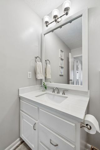 968 Woodhaven Rd, Lyles, TN 37098