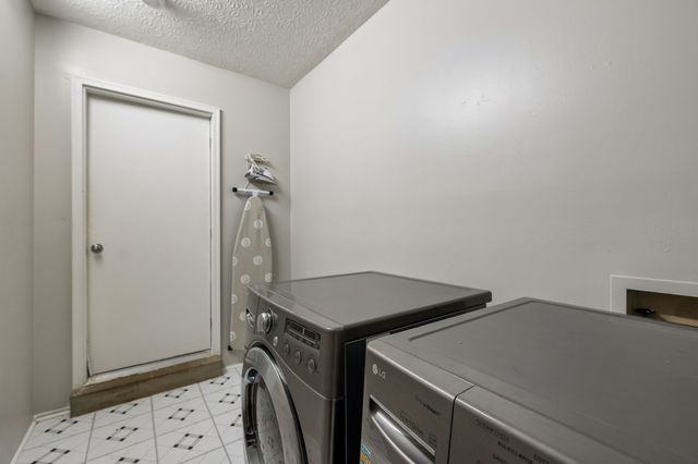 968 Woodhaven Rd, Lyles, TN 37098