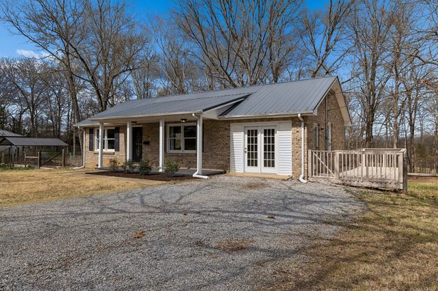 968 Woodhaven Rd, Lyles, TN 37098