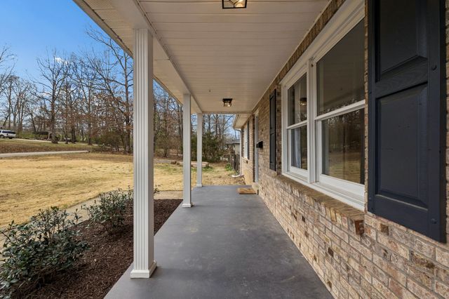 968 Woodhaven Rd, Lyles, TN 37098