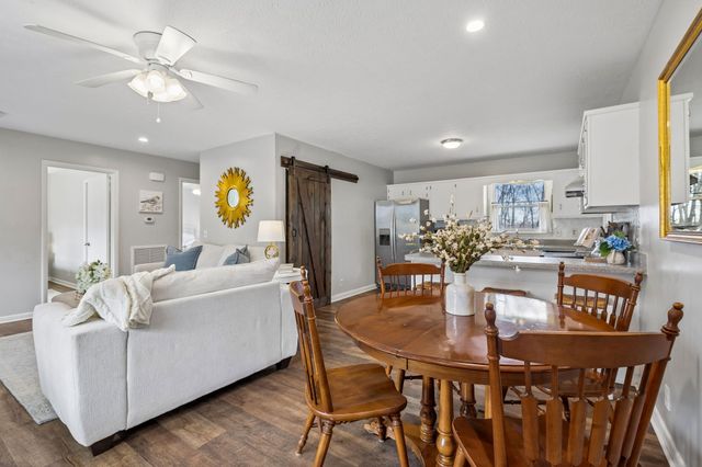 968 Woodhaven Rd, Lyles, TN 37098