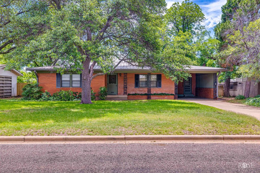 Image 1 of property listing at 2601 Yale Avenue, San Angelo, TX 76904