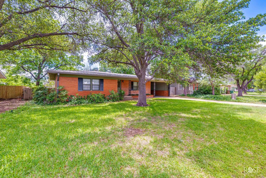 Image 22 of property listing at 2601 Yale Avenue, San Angelo, TX 76904