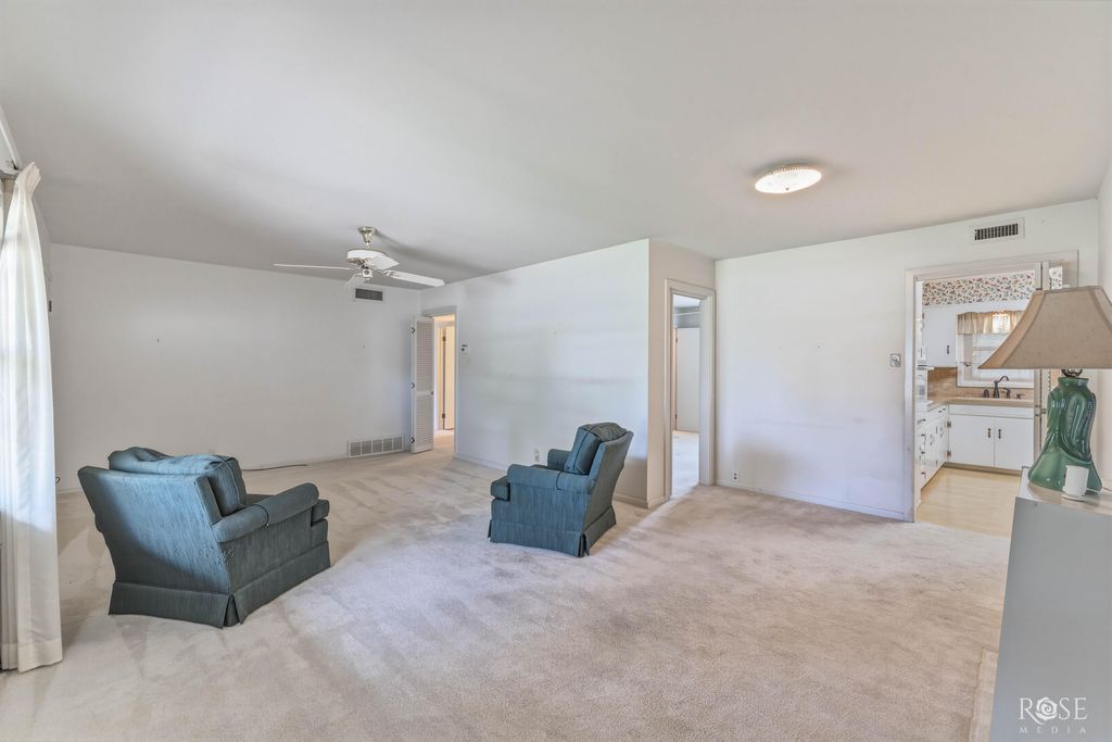 Image 4 of property listing at 2601 Yale Avenue, San Angelo, TX 76904