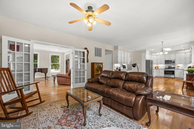2752 SAINT ELLIOTT CT, Alexandria, VA 22306
