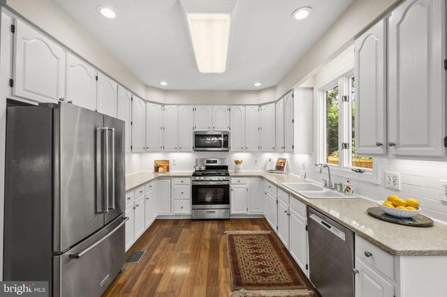 2752 SAINT ELLIOTT CT, Alexandria, VA 22306