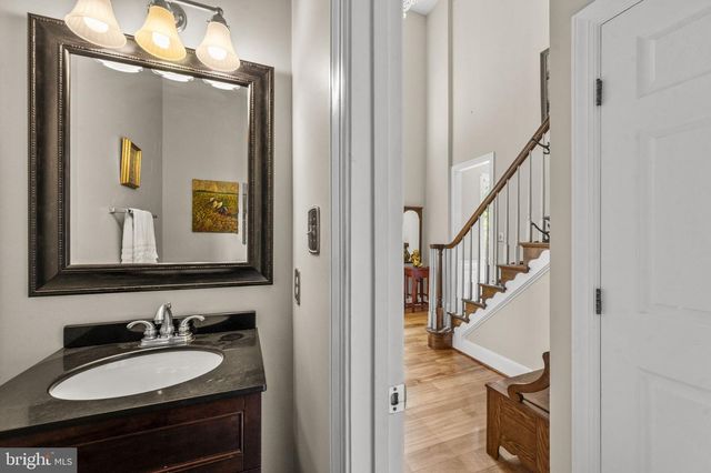 2752 SAINT ELLIOTT CT, Alexandria, VA 22306