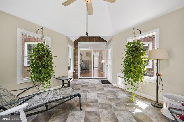 2752 SAINT ELLIOTT CT, Alexandria, VA 22306