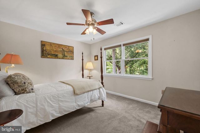 2752 SAINT ELLIOTT CT, Alexandria, VA 22306