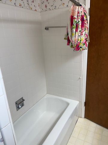 6204 Cliffside Drive, Edgecliff Village, TX 76134