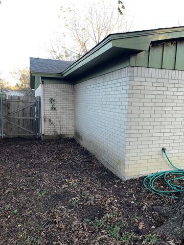 6204 Cliffside Drive, Edgecliff Village, TX 76134