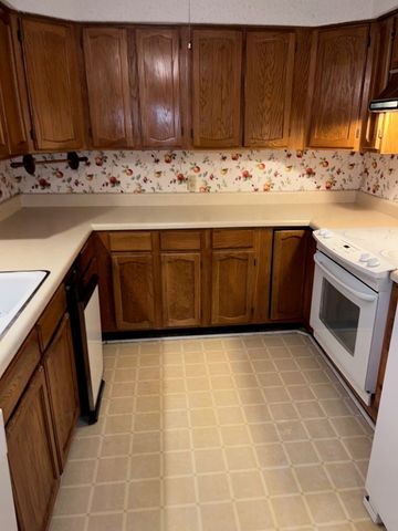 6204 Cliffside Drive, Edgecliff Village, TX 76134