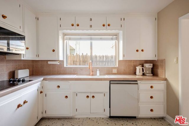 1633 E 1st Street 4, Long Beach, CA 90802