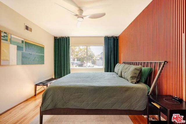 1633 E 1st Street 4, Long Beach, CA 90802