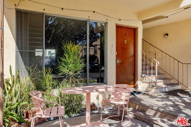 1633 E 1st Street 4, Long Beach, CA 90802