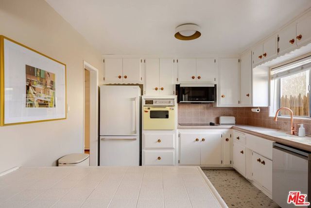 1633 E 1st Street 4, Long Beach, CA 90802