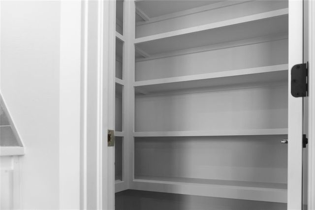 4327 Largo Lake, Edmond, OK 73025