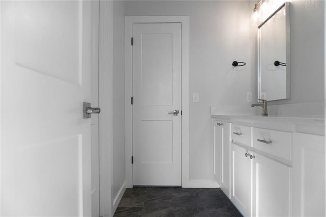 4327 Largo Lake, Edmond, OK 73025