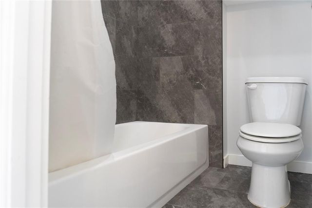 4327 Largo Lake, Edmond, OK 73025