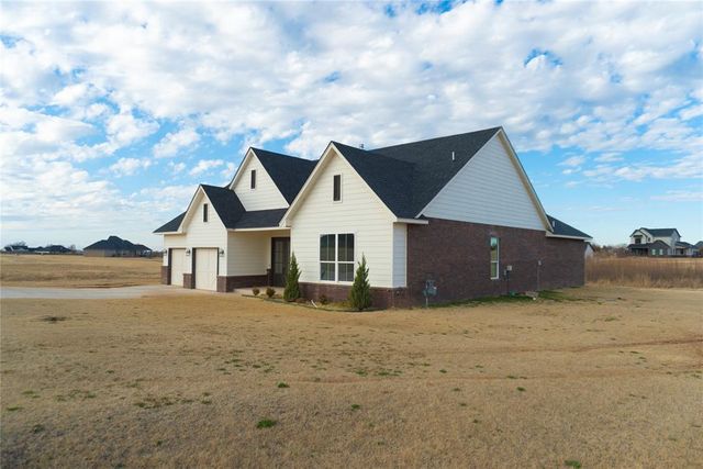 4327 Largo Lake, Edmond, OK 73025