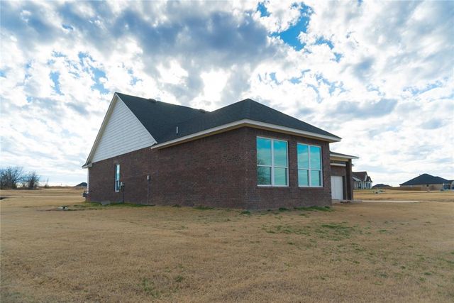 4327 Largo Lake, Edmond, OK 73025