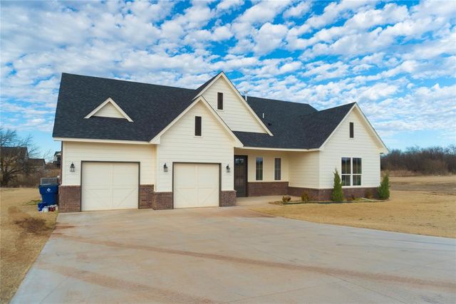 4327 Largo Lake, Edmond, OK 73025