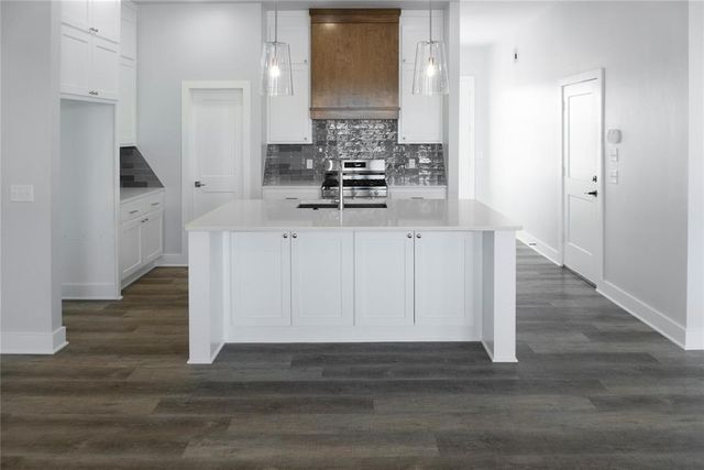 4327 Largo Lake, Edmond, OK 73025