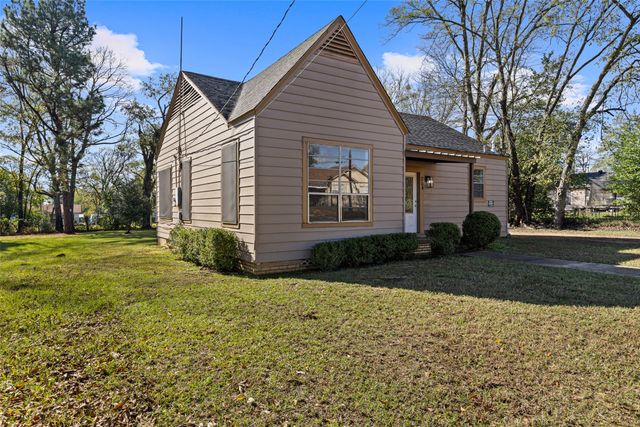 204 W Jones Street, Longview, TX 75602