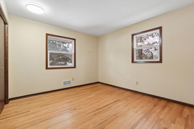 1051 Tiller Lane, Shoreview, MN 55126