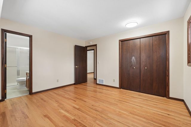 1051 Tiller Lane, Shoreview, MN 55126