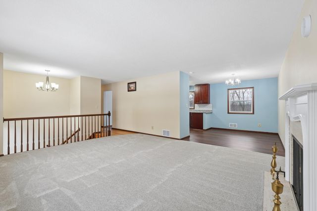 1051 Tiller Lane, Shoreview, MN 55126