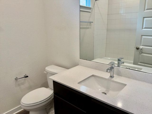 216 Shawi PASS, Leander, TX 78641