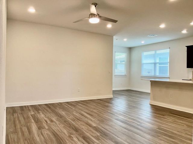 216 Shawi PASS, Leander, TX 78641