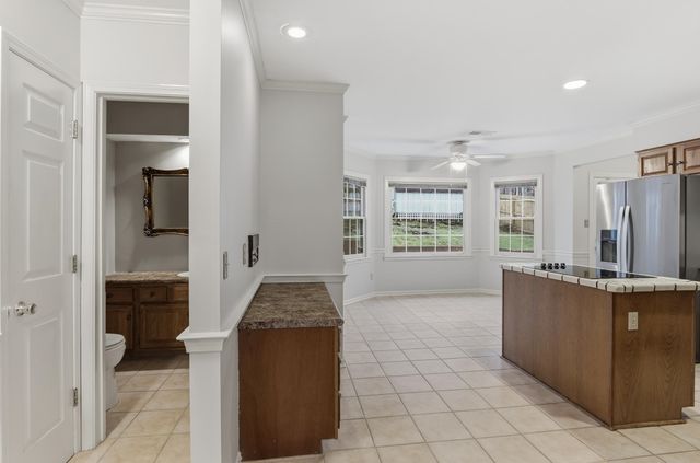 8372 BAZEMORE RD, Memphis, TN 38018