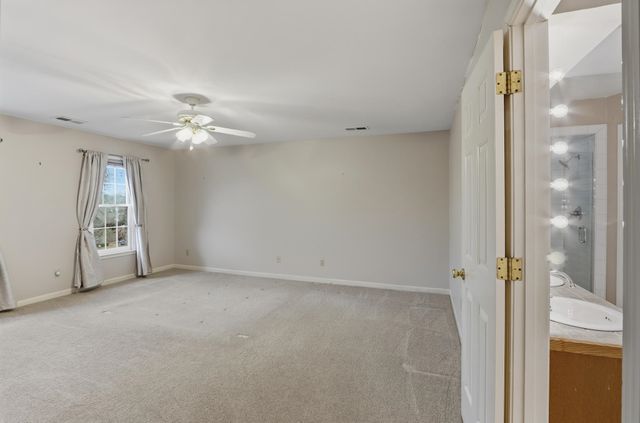 8372 BAZEMORE RD, Memphis, TN 38018