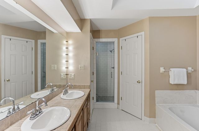 8372 BAZEMORE RD, Memphis, TN 38018