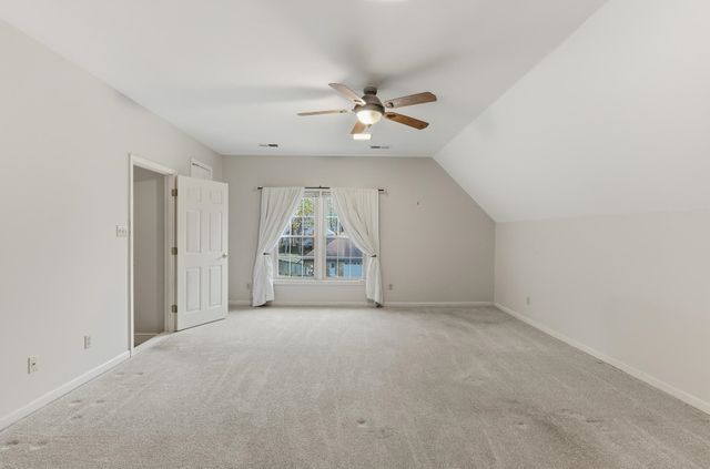 8372 BAZEMORE RD, Memphis, TN 38018