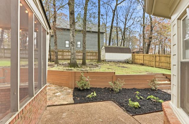 8372 BAZEMORE RD, Memphis, TN 38018