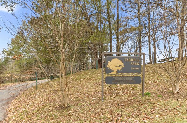 8372 BAZEMORE RD, Memphis, TN 38018