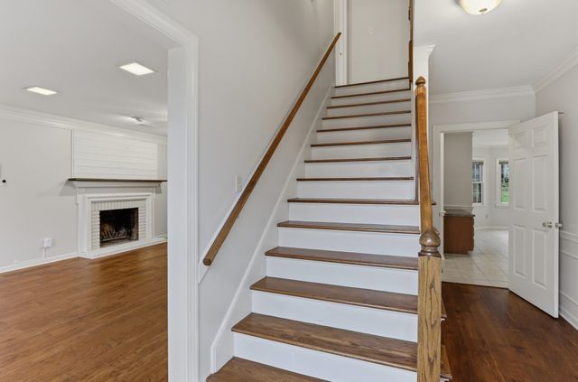 8372 BAZEMORE RD, Memphis, TN 38018