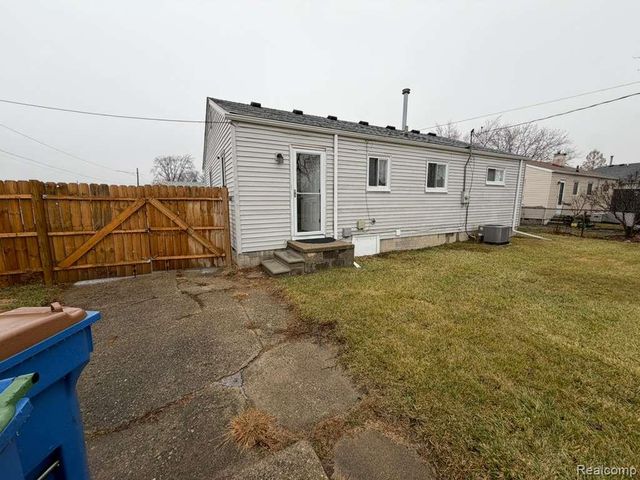 13610 Gander Avenue, Warren, MI 48088