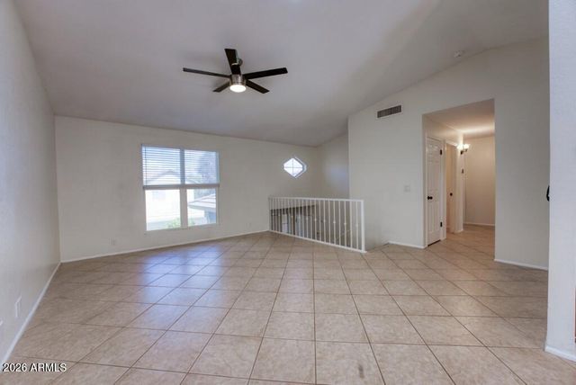 7221 W WINDROSE Drive, Peoria, AZ 85381