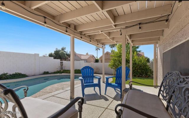 7221 W WINDROSE Drive, Peoria, AZ 85381