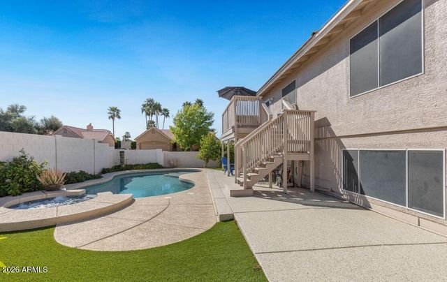 7221 W WINDROSE Drive, Peoria, AZ 85381