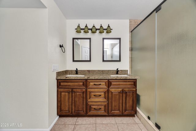 7221 W WINDROSE Drive, Peoria, AZ 85381