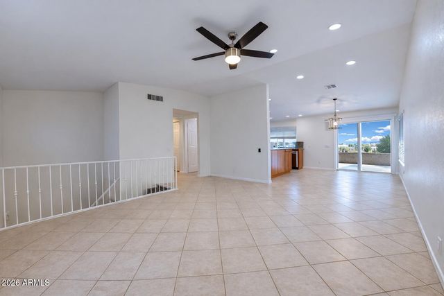 7221 W WINDROSE Drive, Peoria, AZ 85381