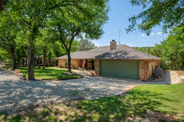 1780 S Lakeview Drive, Gordon, TX 76453