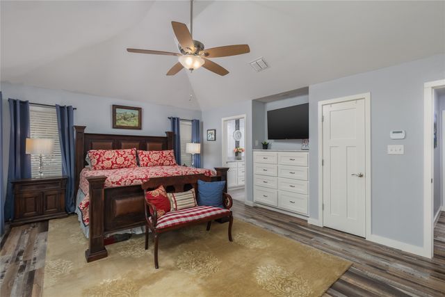 1780 S Lakeview Drive, Gordon, TX 76453